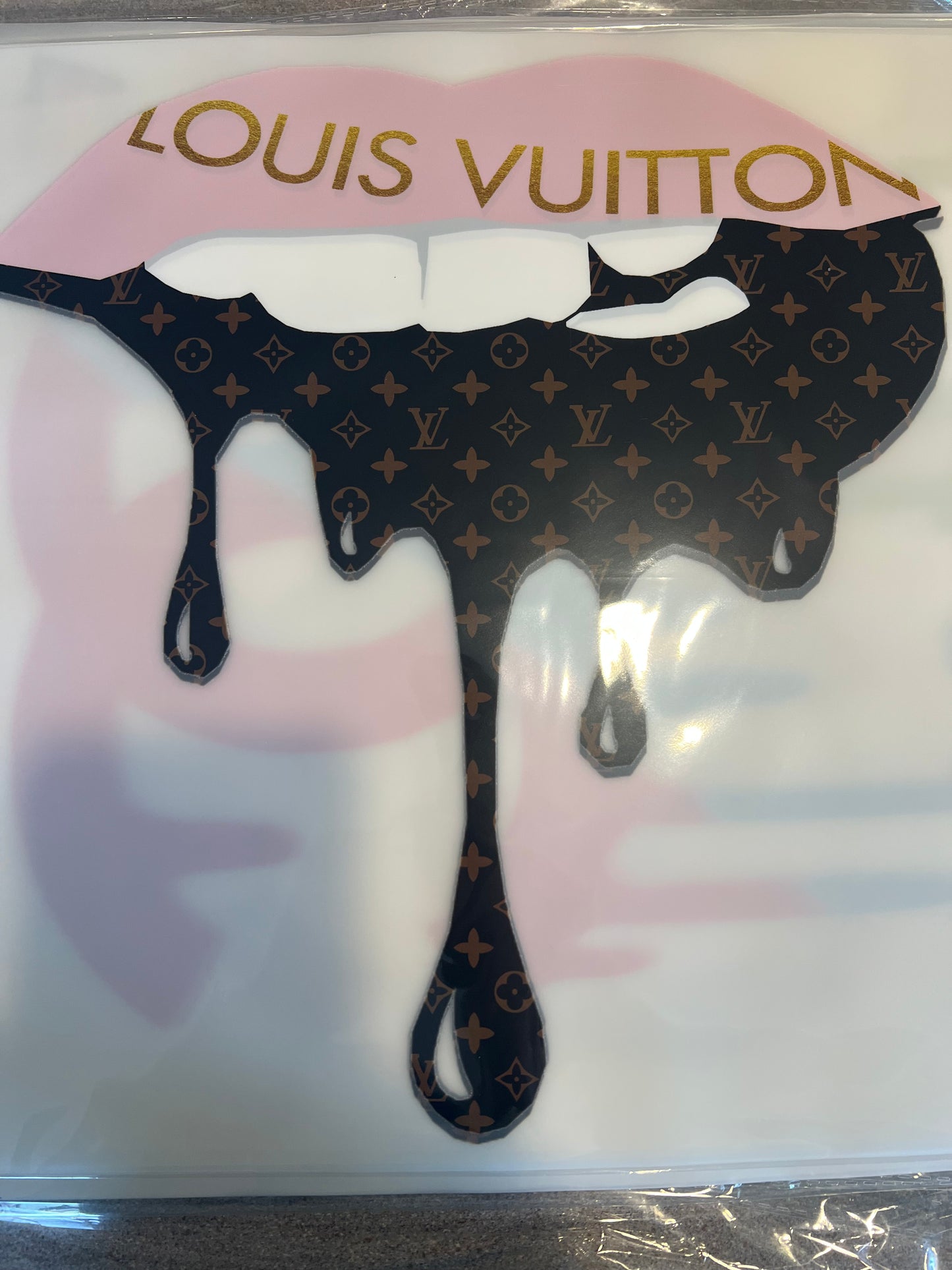 LV Drip Lips