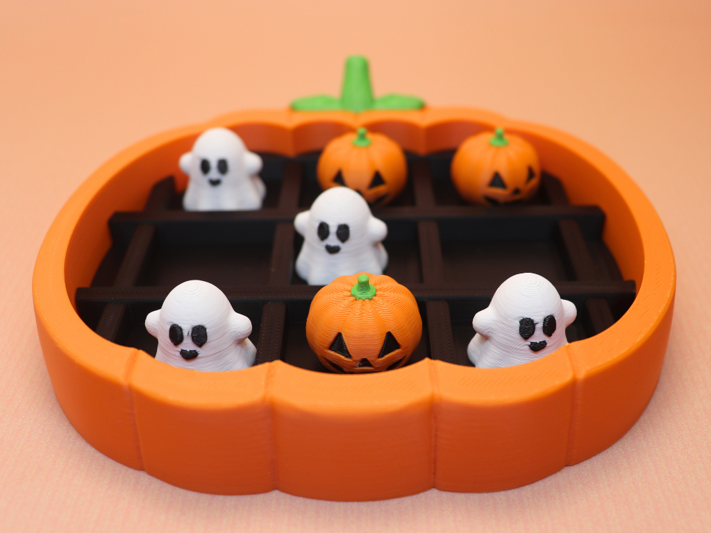 Pumpkin Tic Tac Toe Set